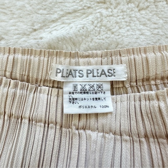 Issey Miyake Pleats Please women harem pants size S Retail 620$ - Picture 4 of 7